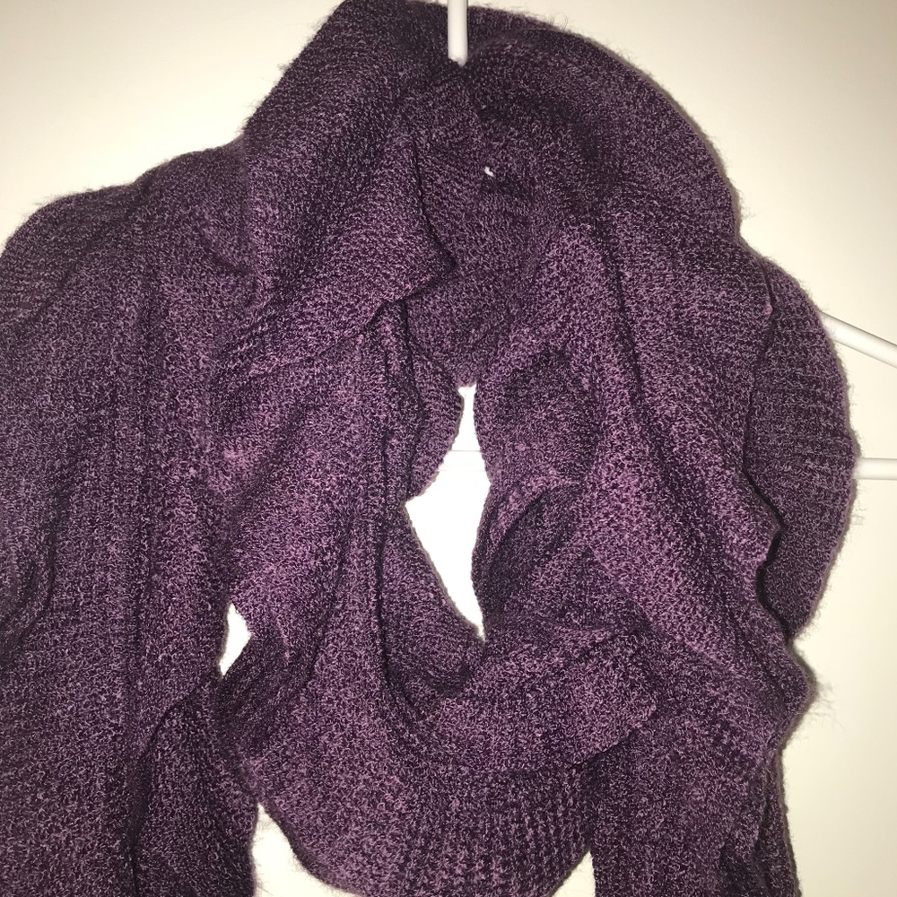 Purple Ruffle Scarf - Picture 4 of 5